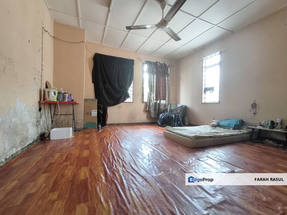 Bandar Baru Salak Tinggi Taman Mawar Endlot 2 storey Terraced House, Selangor, Sepang