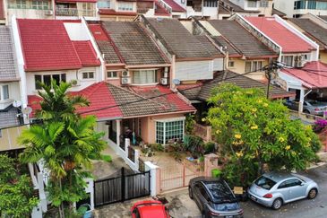 Jalan Datuk Sulaiman 2 