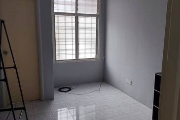 Rumah Pangsa Impian, Bandar Saujana Putra