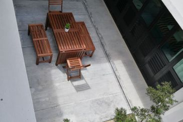 Garinia Elmina Gardens