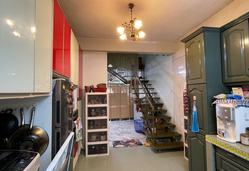 Jalan Taman Kinrara 2/7