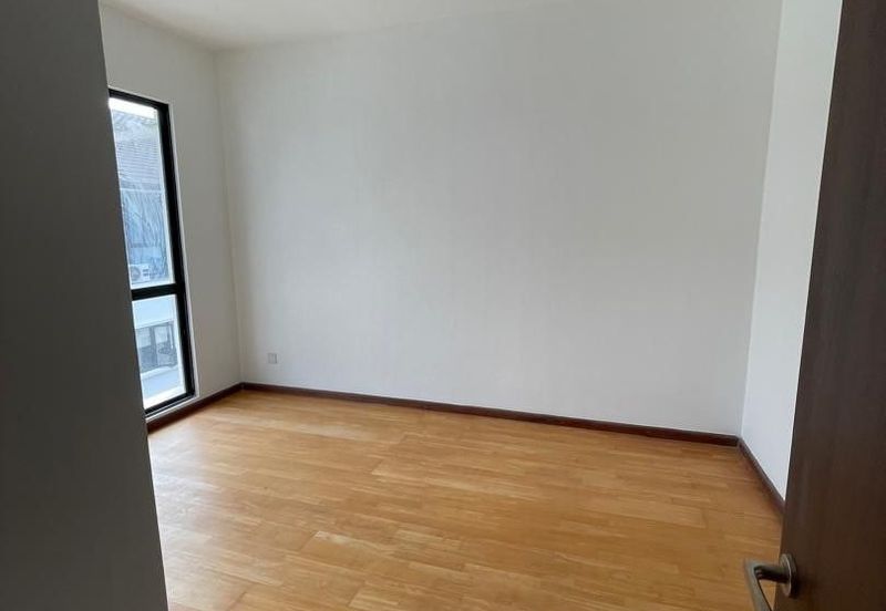 Denai Alam 3 Storey Superlink Maple Terrace House