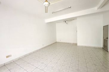 Kampung Sungai Tangkas