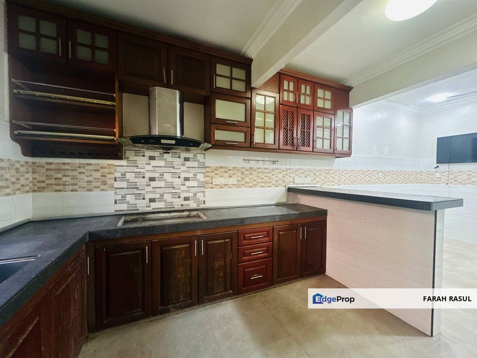 Bandar Baru Bangi Seksyen 7 Double Storey Renovated Terrace House, Selangor, Bangi