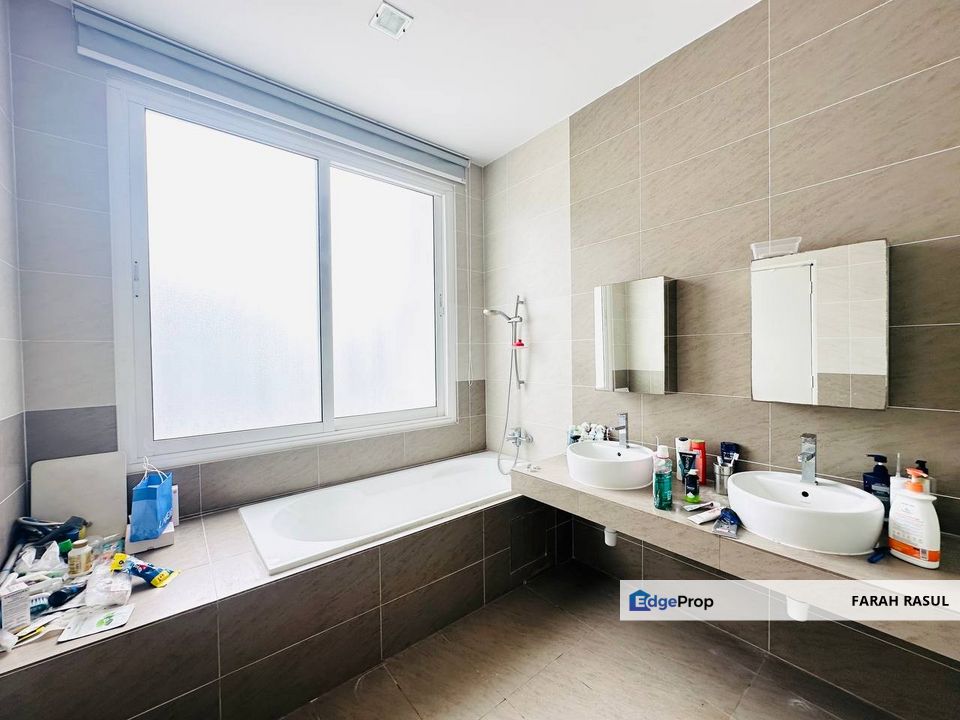 Cyberjaya 3 Storey Semi Detached Clover Garden Residence, Selangor, Cyberjaya