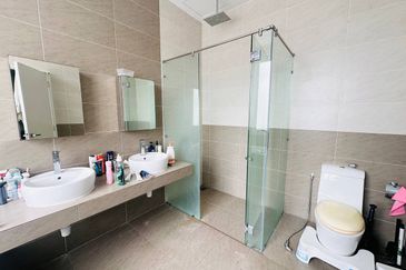 Clover Garden Residences