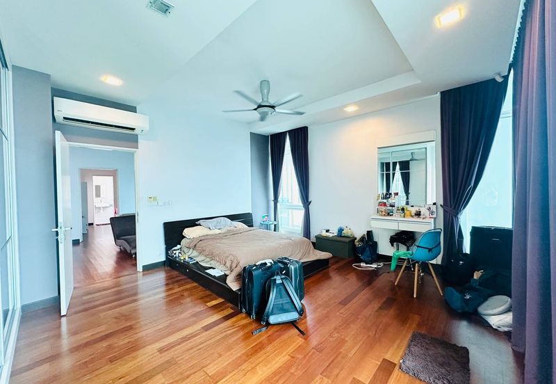 Clover Garden Residences