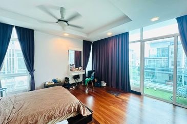 Clover Garden Residences