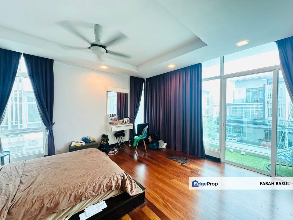 Cyberjaya 3 Storey Semi Detached Clover Garden Residence, Selangor, Cyberjaya