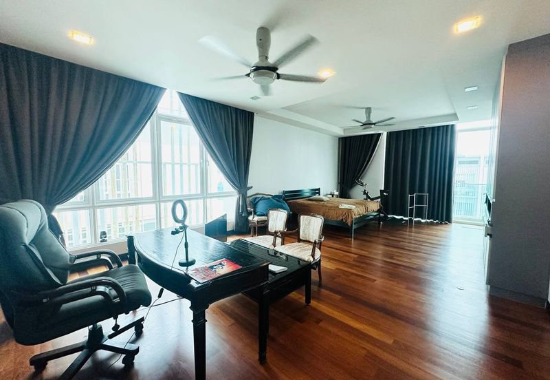 Clover Garden Residences