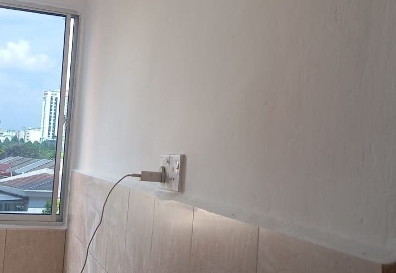 Desa Mentari Flat (Block 7)