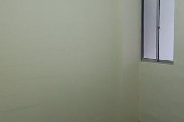 Desa Mentari Flat (Block 7)