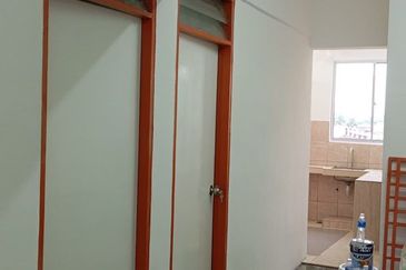 Desa Mentari Flat (Block 7)