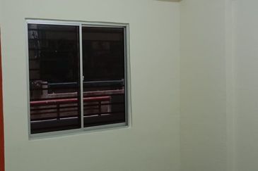 Desa Mentari Flat (Block 7)