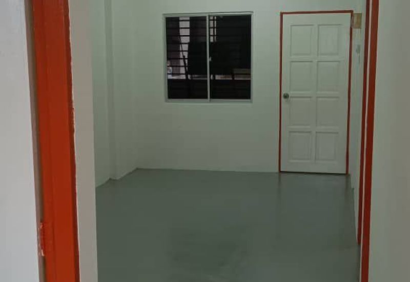 Desa Mentari Flat (Block 7)