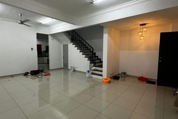 Lorong Azelia 2