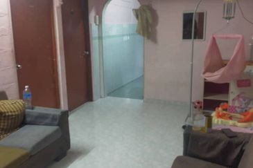 Penang Sungai Dua Flat Hamna 