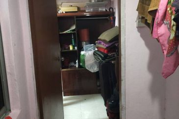 Penang Sungai Dua Flat Hamna 