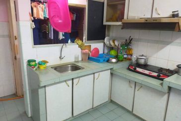 Penang Sungai Dua Flat Hamna 