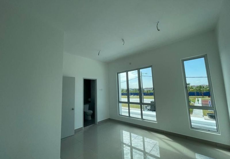 Sepang Double Storey House Saujana KLIA Primrose 4B1
