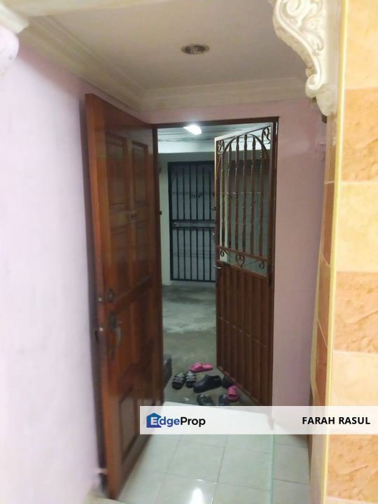 Penang Flat Hamna Sungai Dua, Penang, Gelugor