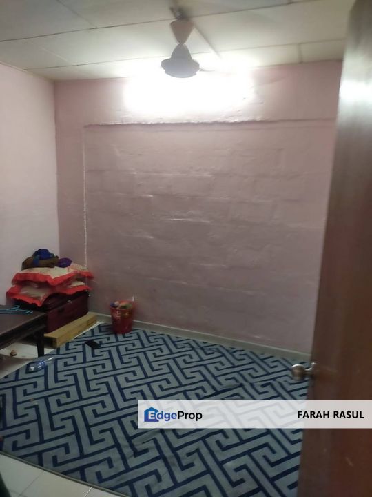 Penang Flat Hamna Sungai Dua, Penang, Gelugor