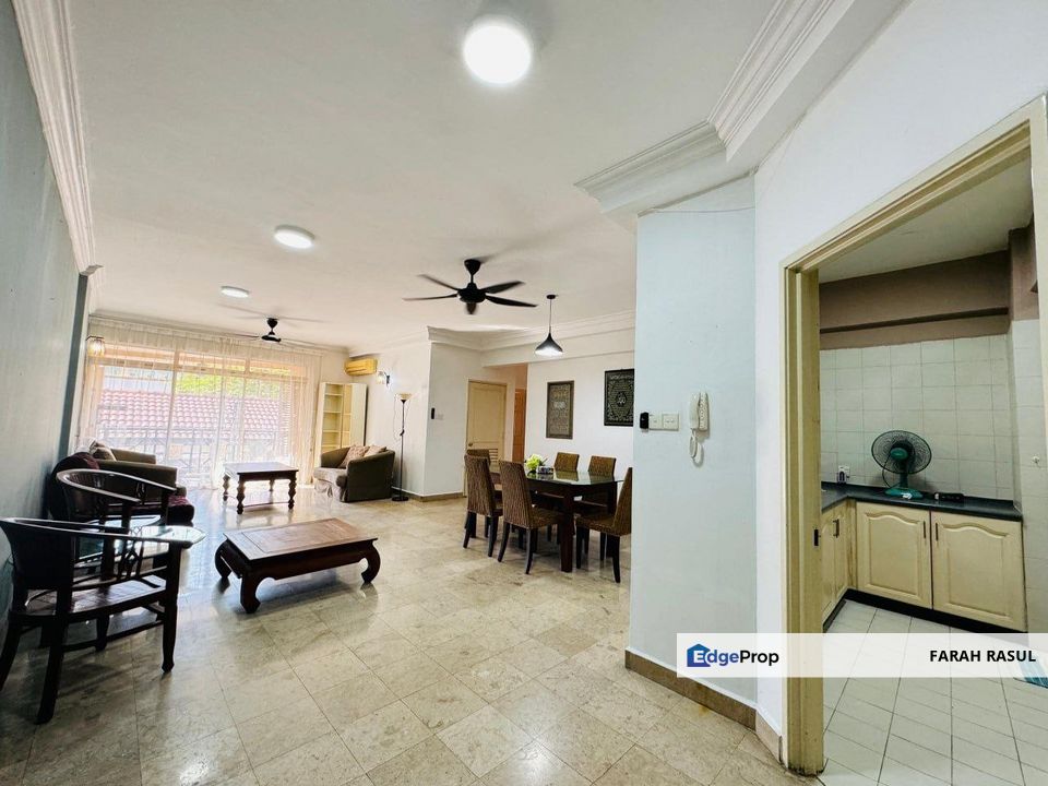 Shah Alam Bungaraya Condominium Subang Golf , Selangor, Saujana 