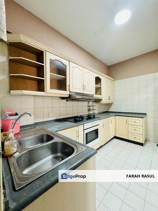 Shah Alam Bungaraya Condominium Subang Golf , Selangor, Saujana 