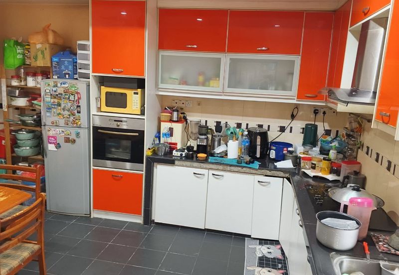 Taman Desa Saujana *