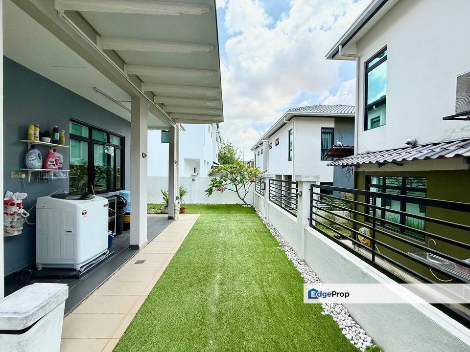 Avanti Residence Desa Moccis Jalan Bukit Melawati Shah Alam  @ Semi D Double Storey Terrance For Sale, Selangor, Sungai Buloh