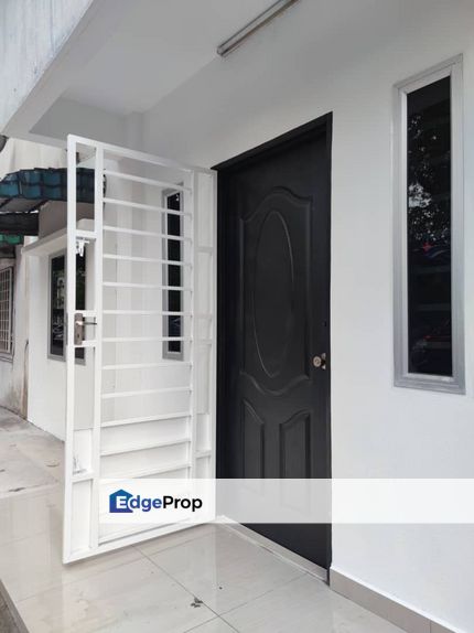 Flat Taman Bukit Kenangan, Kajang @ Unit Ground Floor For Sale Fully Refurbish, Selangor, Kajang