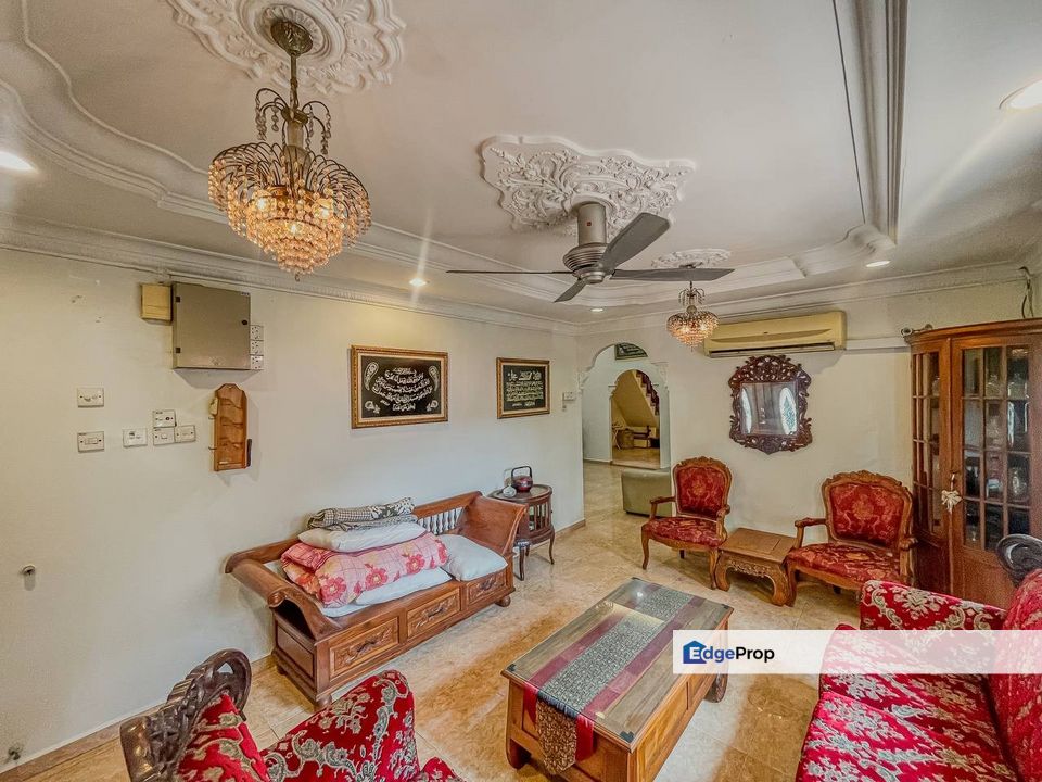 Seksyen 20 Shah Alam @ End lot 1.5 Storey terrance For Sale with Full Renovate, Selangor, Shah Alam