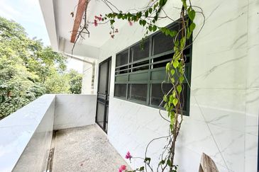 Desa View Towers Apartment