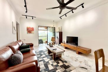 Desa View Towers Apartment