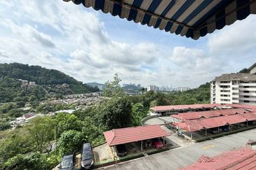 Desa View Towers Apartment