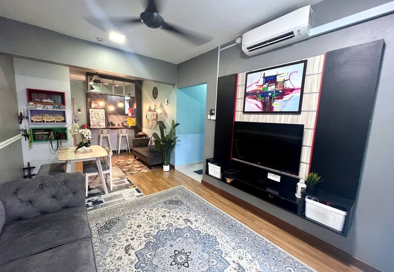 Pangsapuri Taming Mutiara