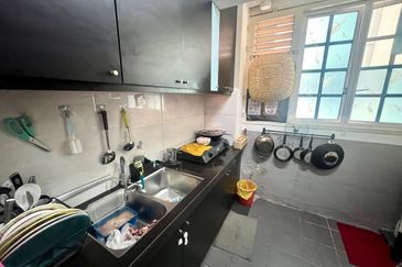 Pangsapuri Taming Mutiara