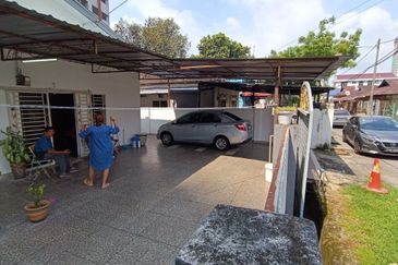 Kampung Baru Air Panas