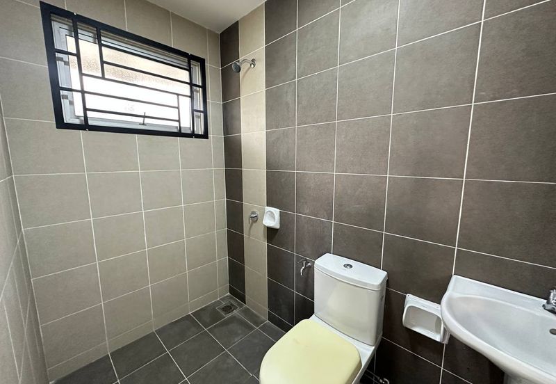 Albury at Mahkota Hills