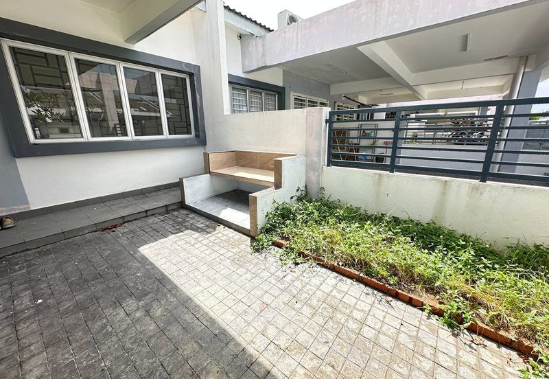 Albury at Mahkota Hills