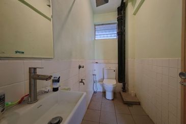 Flat PKNS, Kampung Baru