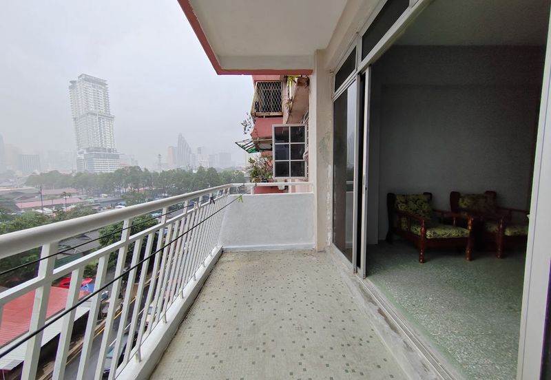 Flat PKNS, Kampung Baru