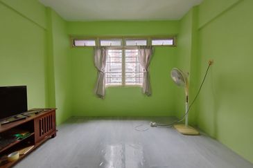 Flat PKNS, Kampung Baru