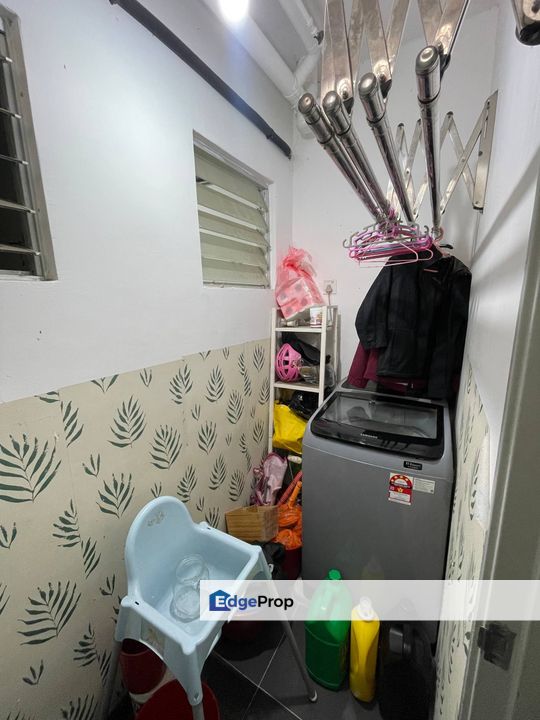 Pangsapuri Seri Utama Taman Puchong Utama, Puchong For Sale  Renovated, Selangor, Puchong