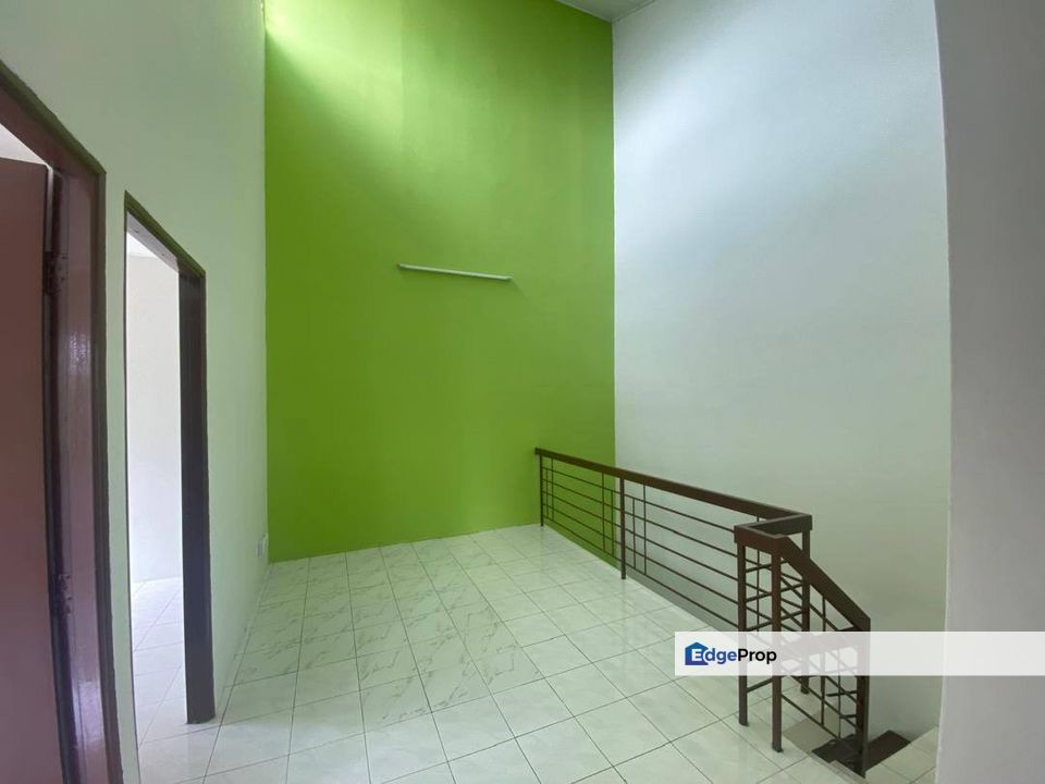 Taman Putra Perdana Puchong Double Storey SemiD Cluster Jalan 3 For SALE, Selangor, Puchong