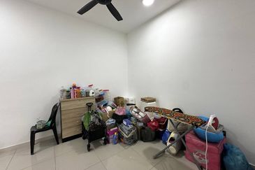 Setia Warisan Tropika (Belladonna)