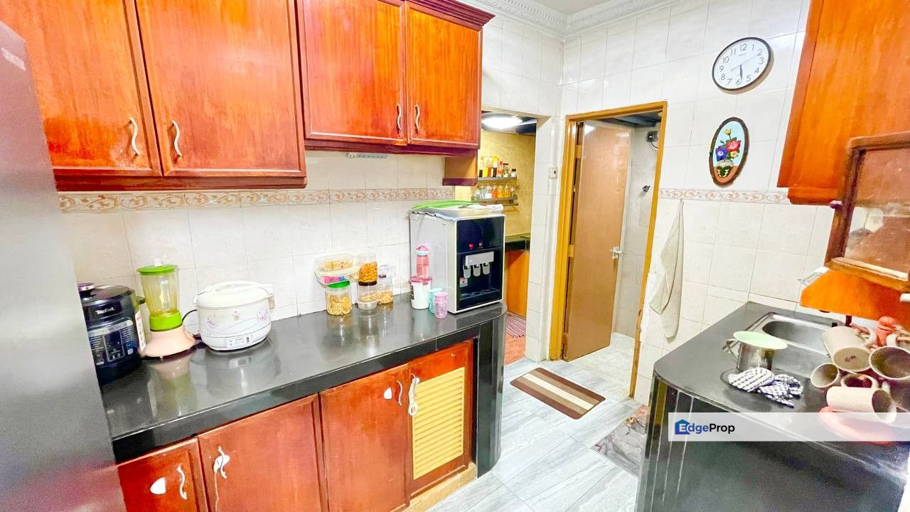 Apartment Desa Putra Taman Batu Caves Selangor Ground Floor For Sale, Selangor, Batu Caves 