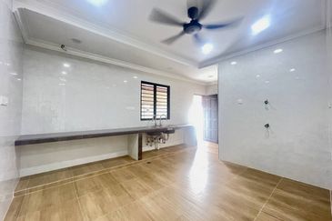 Jalan Suasana @ Tun Hussein Onn