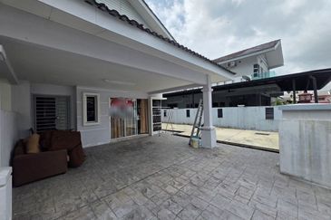 Taman Tasik Semenyih (Lake Residence)