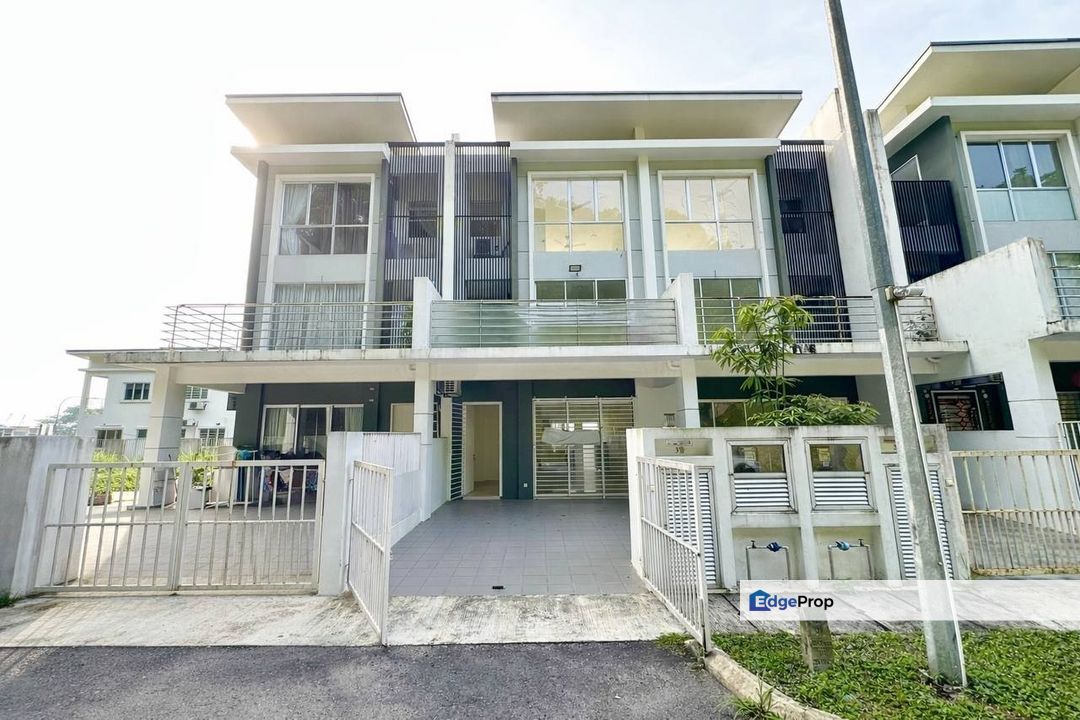 Bayu Height 2 Taman Desa Serdang Balakong 3 Storey Terrance For Sale, Selangor, Balakong